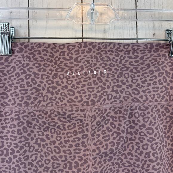 All Fenix x Anthropologie Pink Leopard High Rise 7/8 Ankle Leggings Size Medium - Picture 5 of 10